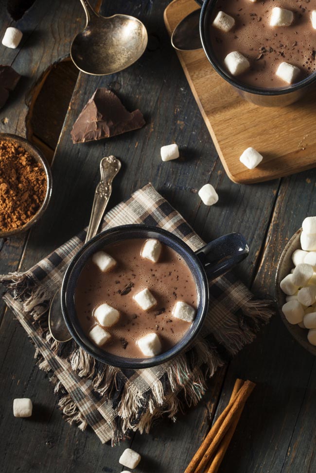 Vanilla and cinnamon hot chocolate recipe