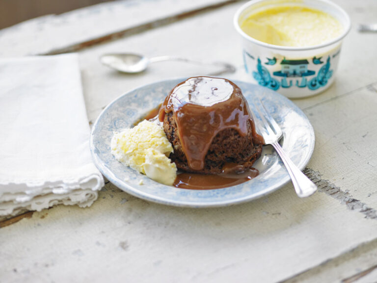 sticky toffee pudding
