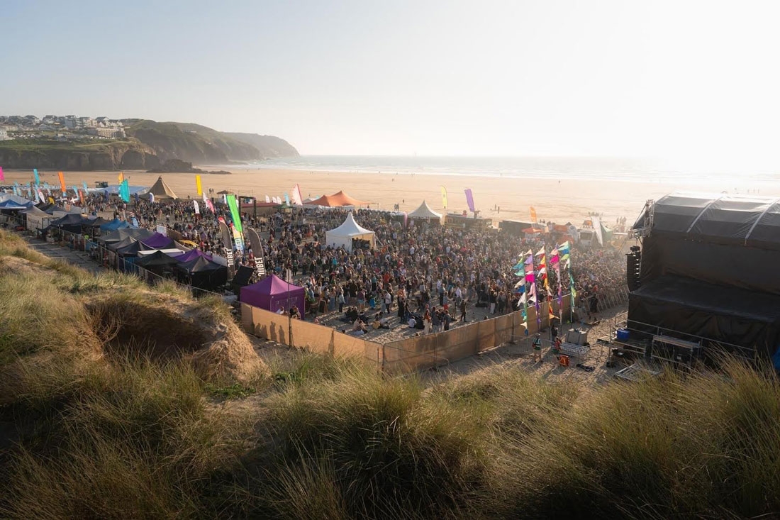 Tunes in the Dunes